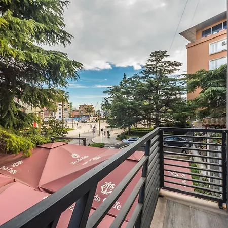 Cozy City Center 100mbs Apartment *